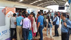 দমদমে সিগন্যালিংয়ে বিভ্রাট! মেরামতি হয়নি, এখনও ব্যাহত মেট্রো পরিষেবা