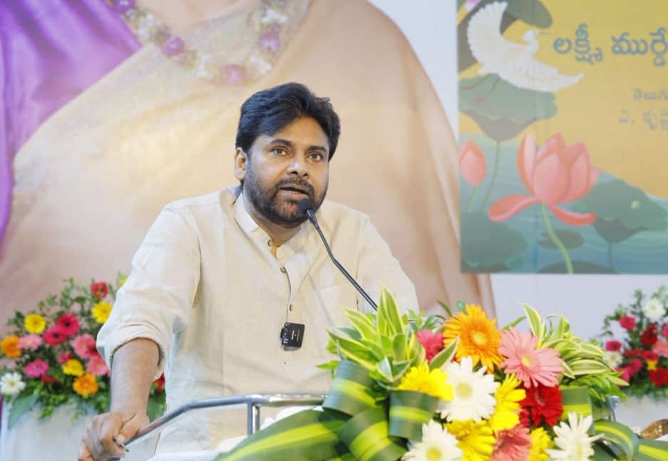 Pawan Kalyan: నేను లెఫ్టిస్టూ కాదు.. రైటిస్టూ కాదు.. పుట్టుకతోనే దేశభక్తి రావాలి- పవన్ కళ్యాణ్ ఆసక్తికర వ్యాఖ్యలు