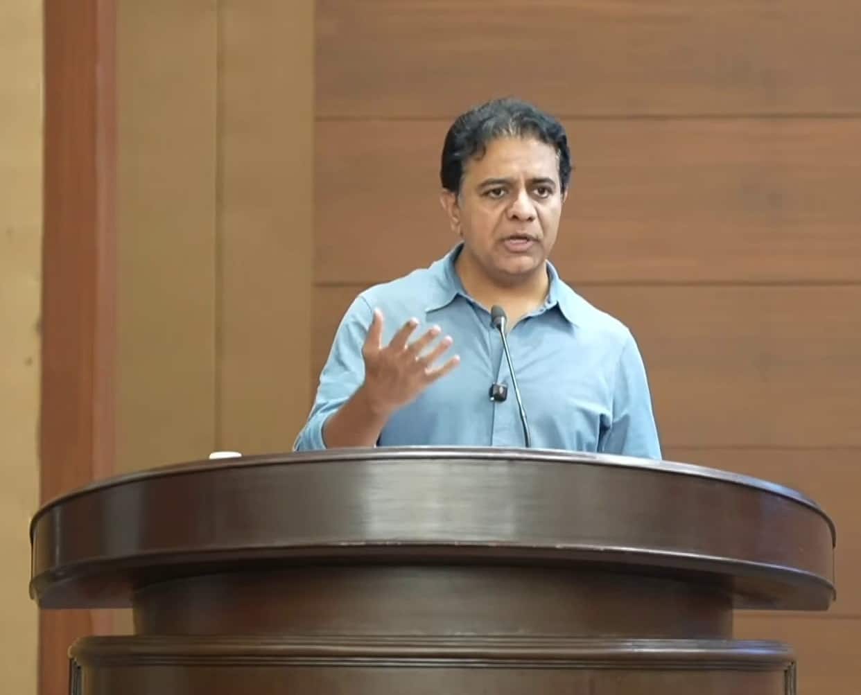 KTR on Formula E Race: ఫార్ములా ఈ రేస్తో గ్లోబల్ మొబిలిటీ హబ్గా హైదరాబాద్ సిటీ: కేటీఆర్