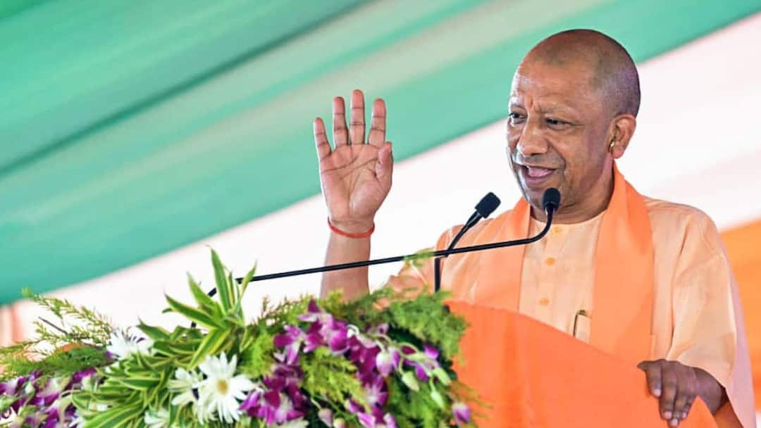 Yogi Adityanath to US Indian Carpet Industry Will Thrive Despite Tariffs 'UP Will Expand Trade With 10 New Countries': Yogi Adityanath Sends Strong Message To Trump On Tariffs