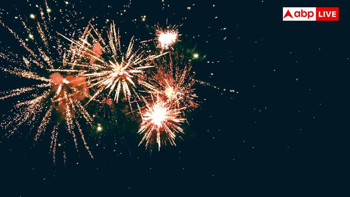 பசுமை பட்டாசுகள் சாதாரண பட்டாசுகளை விட தீங்கு விளைவிக்கும் வாயுக்கள் மற்றும் துகள் பொருட்களை சுமார் 30 முதல் 35% வரை குறைக்கின்றன.பசுமை பட்டாசுகளில் குறைந்த PM 2.5, PM 10 மற்றும் குறைந்த உலோக மாசுபாடு உள்ளது. ஆனால் இது முற்றிலும் மாசு இல்லாதவை அல்ல.