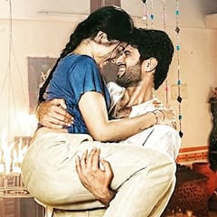 Entertainment : ठरलं  तर मग! रश्मिका मंदाना अंगठी मिरवताना दिसली...