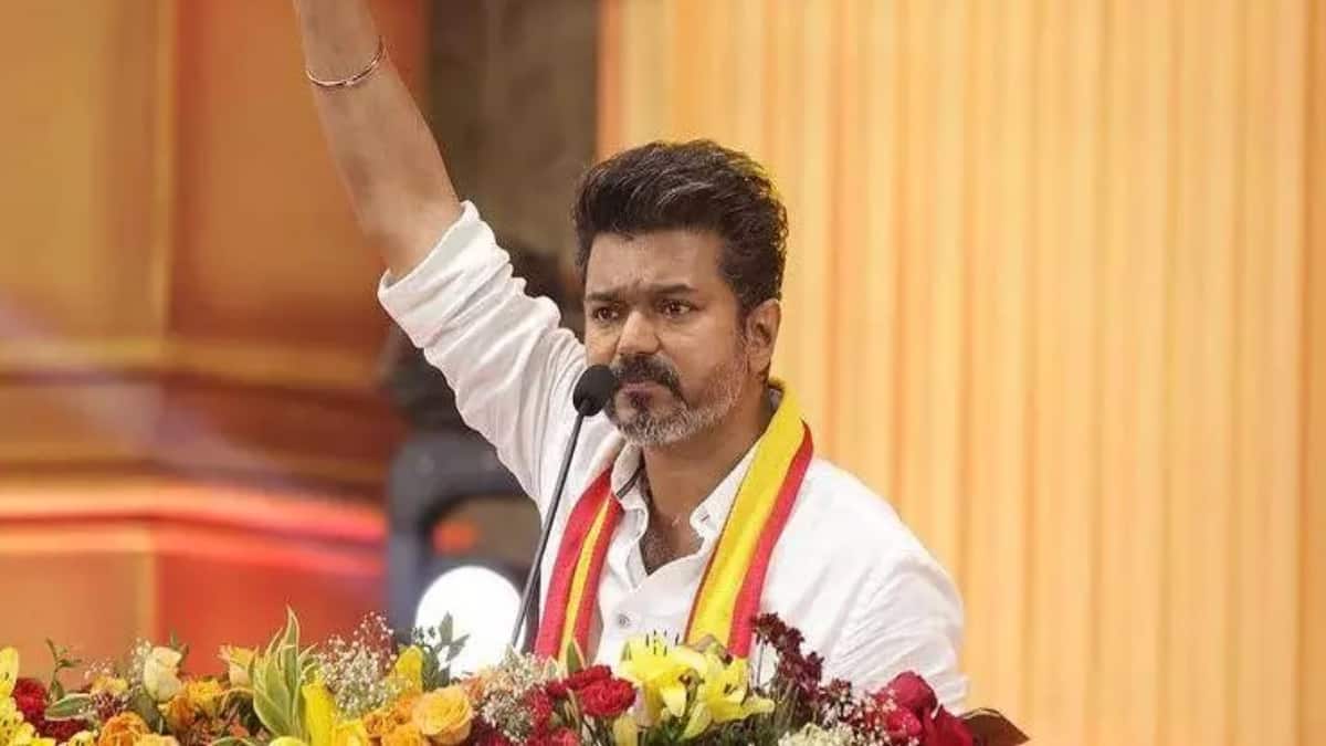 TVK: களத்தை மாற்றிய கரூர் துயரம்... மீண்டும் பரபரப்பு அரசியலுக்கு ரெடியாகும் விஜய்?