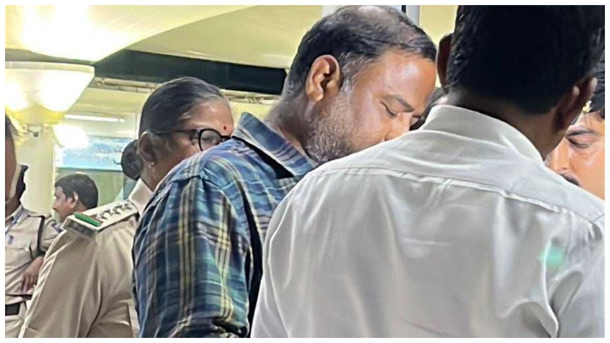 Andhra Pradesh : నకిలీ మద్యం కేసులో జనార్దనరావును రహస్య ప్రదేశంలో విచారిస్తున్న అధికారులు