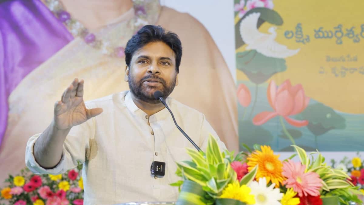 Pawan Kalyan: నేను లెఫ్టిస్టూ కాదు.. రైటిస్టూ కాదు.. పుట్టుకతోనే దేశభక్తి రావాలి- పవన్ కళ్యాణ్ ఆసక్తికర వ్యాఖ్యలు