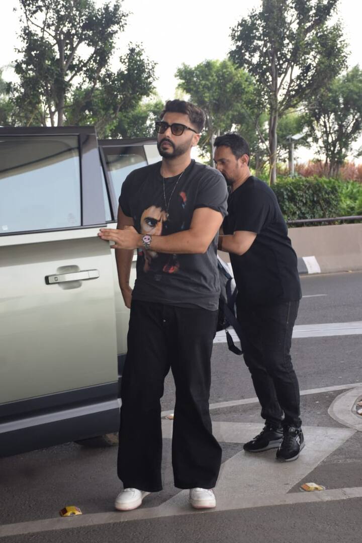 अर्जुन कपूर को आज एयरपोर्ट पर स्पॉट किया गया.