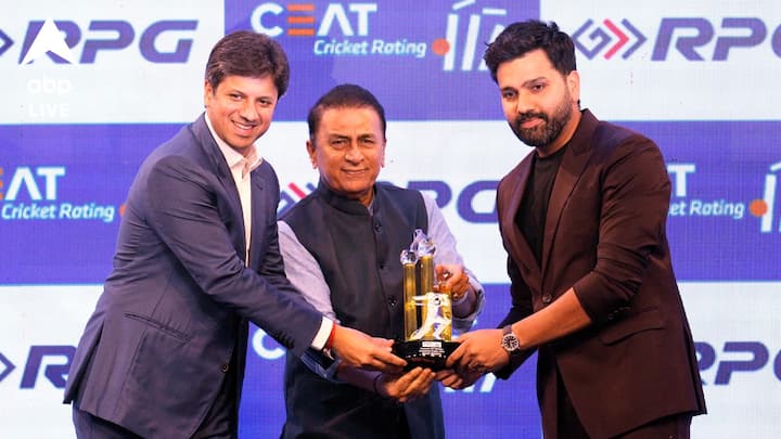 মাস ছয়েক আগেই রোহিতের নেতৃত্বে চ্যাম্পিয়ন্স ট্রফি জিতেছিল ভারত। দীর্ঘ ১২ বছর পর কোনও আইসিসি ট্রফি জিতেছিল ভারত।