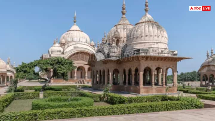 धार्मिक मान्यता है कि अहोई अष्टमी राधा कुंड में स्नान करने से संतान प्राप्ति की मनोकामना पूरी होती है. इस शुभ अवसर पर आधी रात को राधा कुंड के पवित्र जल में डुबकी लगाने से भक्तों को राधा-कृष्ण का आशीर्वाद मिलता है और निःसंतान दंपतियों को संतान सुख की प्राप्ति होती है.