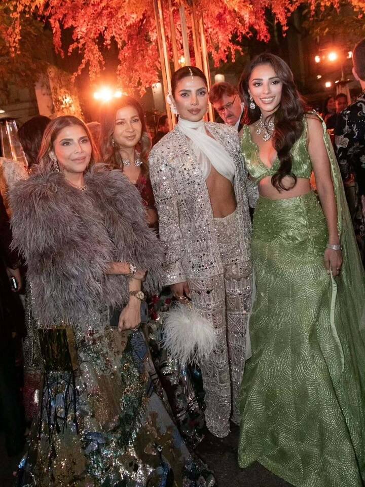 The star-studded event saw the presence of Bhumi Pednekar, Nora Fatehi, and Sidharth, among others.