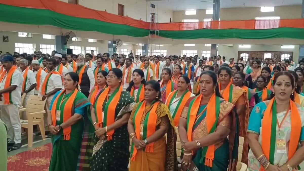 கரூர் உயிரிழப்பு: செந்தில் பாலாஜி காரணமா? நயினார் நாகேந்திரன் பரபரப்பு குற்றச்சாட்டு! பாஜக பரபரப்பு!