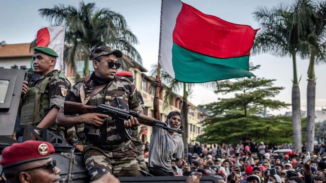 Madagascar Army Gets New Chief Backed By Mutinying Unit Supporting Anti-Rajoelina Protests