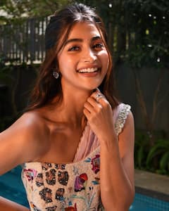 महंगी गाड़ियां, आलीशान घर...लैविश लाइफ जीती हैं पूजा हेगड़े, जानिए कितने करोड़ की हैं मालकिन