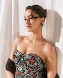 Ananya Panday: గ్లామర్ డోస్ పెంచిన అనన్యా పాండే... అవార్డుల కోసం ఎలా రెడీ అయ్యిందో చూశారా?