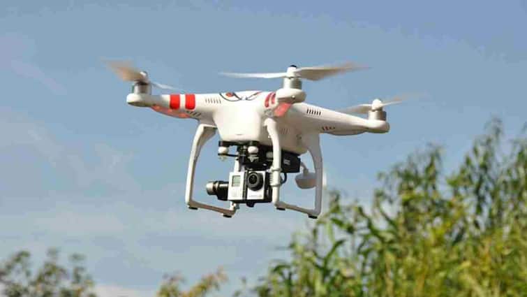 क्या कोई भी इस्तेमाल कर सकता है Drone, जानिए क्या है नियम