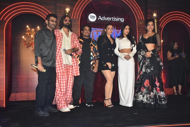 Music composers Sachin-Jigar were also seen at the event. Rashmika and Malaika posed fiercely with him.