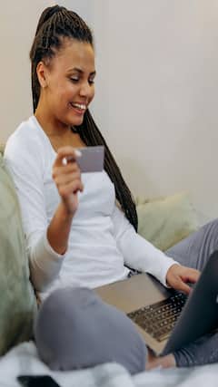 या टिप्सनी क्रेडिट कार्डचे बिल निम्मे होईल