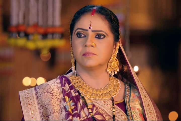 एक्ट्रेस ने बताया कि जब उन्हें लगा कि अब बेटे को वक्त देना चाहिए तो उन्होंने वक्त लेकर अपने बच्चे पर ध्यान दिया.