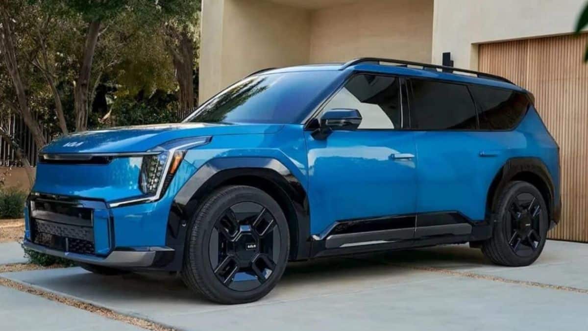 Automobile News: ஒருத்தர் கூட வாங்கலை.. மாஸான லுக், ப்ரீமியம் அம்சங்கள், 560KM ரேஞ்ச் - இந்த 5 கார்களில் என்ன பிரச்னை?