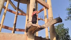 भरतपुर में न्याय के लिए पानी की टंकी पर चढ़ी मां, बोली- बेटी से रेप का आरोपी खुलेआम करता है परेशान