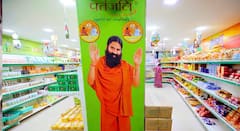 पतंजलीचा जागतिक विस्तार, नवीन उत्पादनांसह आत्मनिर्भर भारत निर्माण करण्याचे उद्दिष्ट; 50% ग्रोथचं लक्ष्य