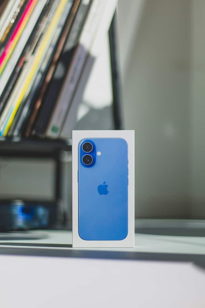 जर तुम्ही नवीन आयफोने विकत घेण्याचा विचार करत असाल तर ही संधी तुमच्यासाठीच आहे.