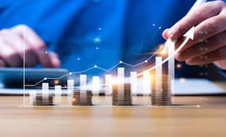 કરોડપતિ બનવા માટે તમારે SIP માં બસ આટલી રકમનું કરવું પડશે રોકાણ, જાણો કેલક્યુલેશન