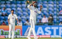 IND vs WI: રવિંદ્ર જાડેજાએ તોડ્યો કપિલ દેવનો મોટો રેકોર્ડ, દિલ્હીના મેદાન પર રચ્યો ઈતિહાસ 