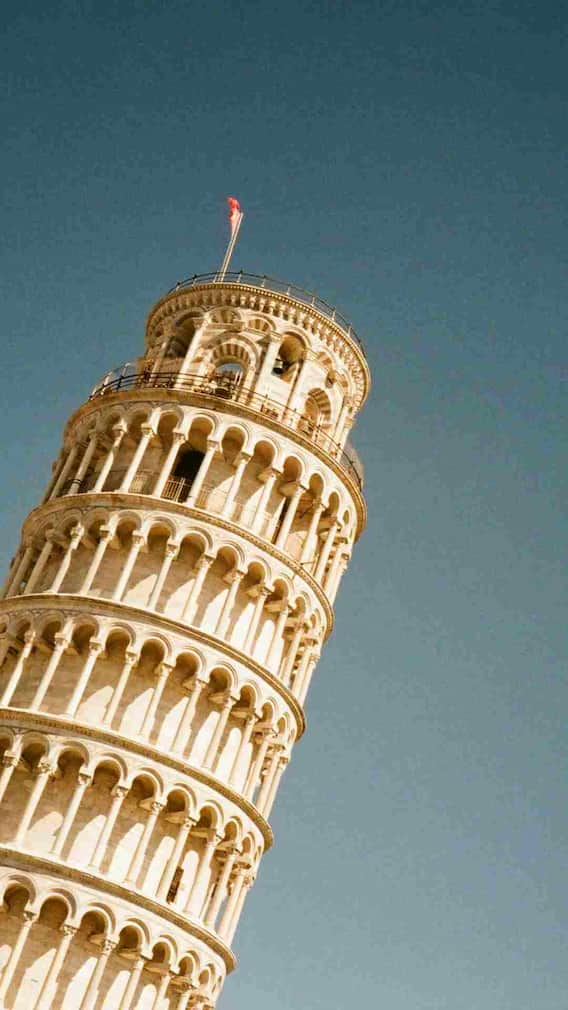 क्यों झुकी हुई है पीसा की मीनार?