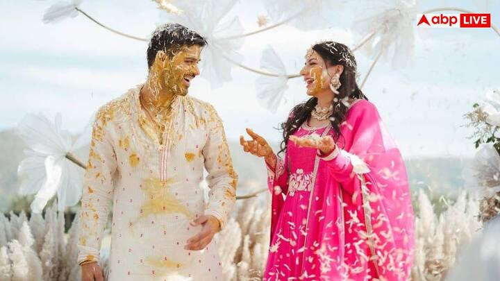 अपने करियर में उन्होंने मिनिस्ट्री ऑफ पेट्रोलियम और नेचुरल गैस में असिस्टेंट सेक्रेटरी के रूप में भी काम किया है.