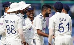 ਜਿੱਤ ਤੋਂ ਸਿਰਫ਼ 58 ਦੌੜਾਂ ਦੂਰ 'ਗਿੱਲ ਦੀ ਫੌਜ' ! ਕੁਲਦੀਪ ਤੇ ਬੁਮਰਾਹ ਨੇ ਗੇਂਦਬਾਜ਼ੀ 'ਚ ਕੀਤਾ ਕਮਾਲ, ਪੜ੍ਹੋ ਕਿਵੇਂ ਰਿਹਾ ਚੌਥਾ ਦਿਨ ?