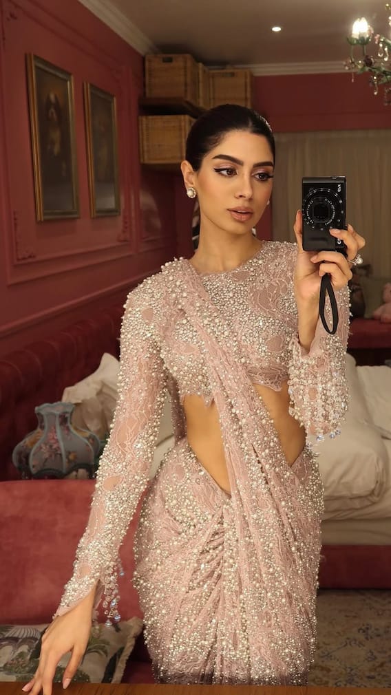 Khushi Kapoor’s Diwali Look Is Giving Bollywood Glam