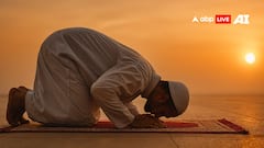 इस्लाम धर्म में नमाज क्यों है जरूरी? जानिए 5 वक्त की नमाज का महत्व और सही समय