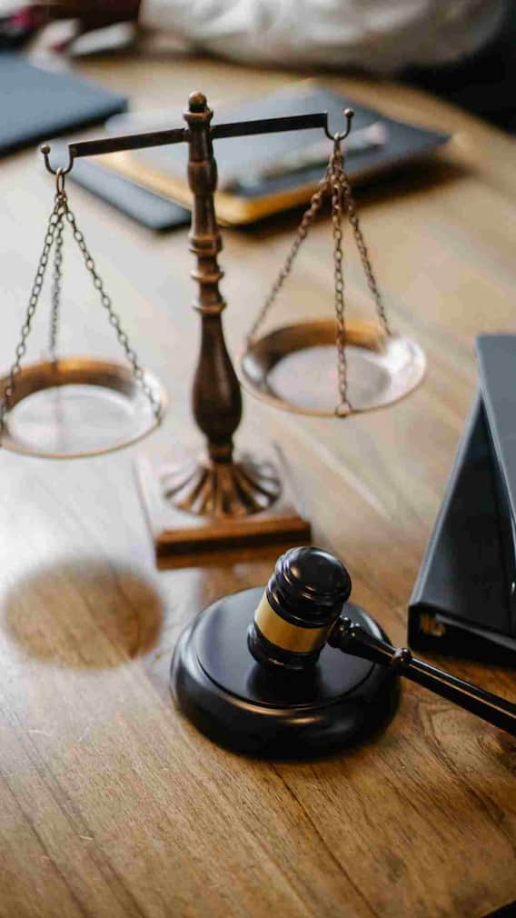 कार्रवाई और कार्यवाही में क्या होता है अंतर