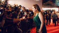 क्या बात है बबिता जी!  फिल्मफेअर सोहळ्यानंतर 'तारक मेहता फेम' अभिनेत्रीच्या लूकवर चाहते घायाळ