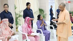 CM योगी से मदद मांगने पहुंचा CRPF जवान, मुख्यमंत्री बोले- निश्चिंत होकर ड्यूटी कीजिये समाधान...