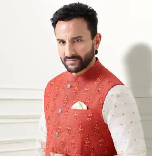 इस लिस्ट में सबसे पहले एक्टर सैफ अली खान का नाम शामिल है. बता दें कि सैफ इंस्टाग्राम से कोसों दूर हैं.