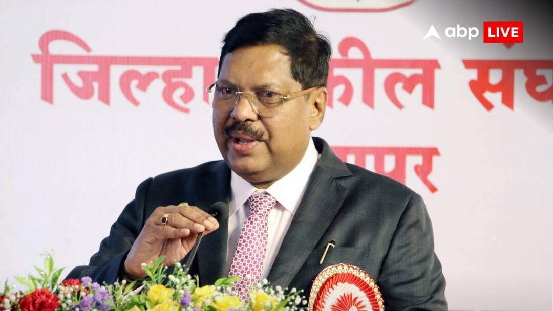 'मैंने आपका काम देखा है पर कुछ कहना नहीं चाहता, वरना...', ED पर क्यों ऐसा कहते-कहते रुक गए CJI गवई? CJI BR Gavai on ED Tamil Nadu Liquor Case Supreme Court angry on ED Raid at TASMAC 'मैंने आपका काम देखा है पर कुछ कहना नहीं चाहता, वरना...', ED पर क्यों ऐसा कहते-कहते रुक गए CJI गवई?