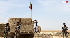 கொஞ்சம் நிப்பாட்டுங்க-பாக் கோரிக்கை! தொடர்ந்து பந்தாடும் தாலிபான்கள்! முக்கிய சோதனைச்சாவடி கைப்பற்றல்..