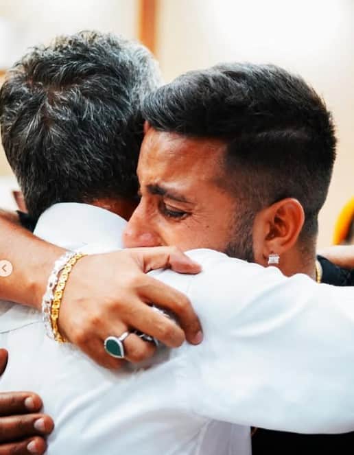 ਮਸ਼ਹੂਰ ਪੰਜਾਬੀ ਗਾਇਕ ਦੇ ਘਰ ਲਗਾਤਾਰ ਦੋ ਮੌਤਾਂ, ਗਮ 'ਚ ਡੁੱਬੀ ਇੰਡਸਟਰੀ...