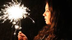 पटाखे जलाते वक्त रहें सावधान, एक छोटी सी गलती पड़ सकती है भारी