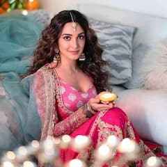 दीवाली फोटोशूट आइडियाज: घर पर दीये के साथ दें हीरोइन जैसे पोज, मिनटों में आएंगे लाखों लाइक्स