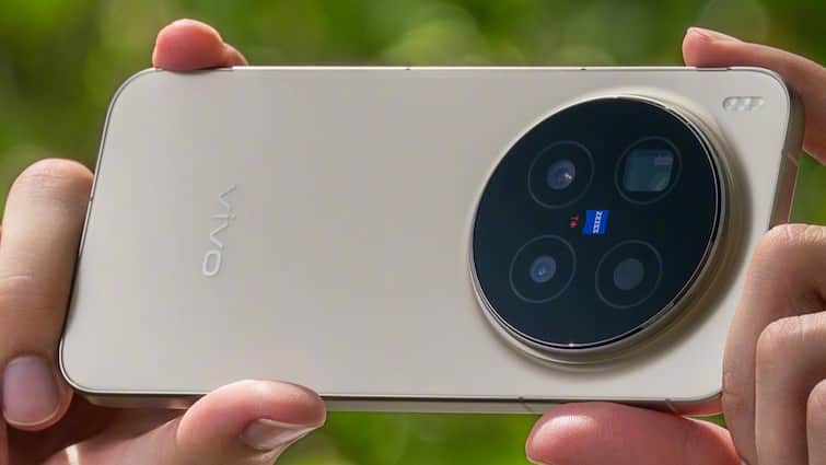 <div>Vivo X300, X300 Pro With 200MP Camera Debut In China: Check Top Features, & Price</div>