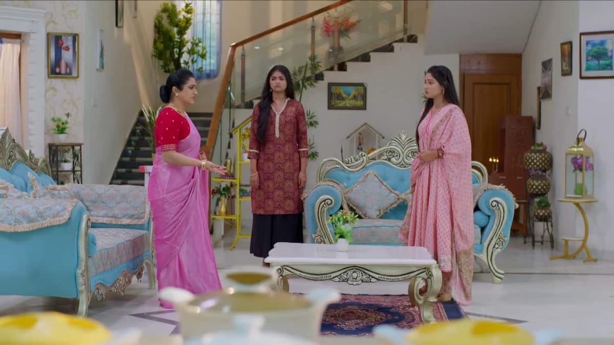 Nindu Manasulu Serial Today October 14th: నిండు మనసులు: విశ్వనాథ్, రంజిత్ మధ్య ఏం జరిగింది? మంజుల ఎంట్రీతో ఊహించని మలుపు!