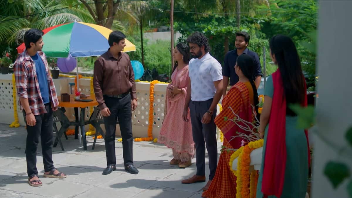 Nindu Manasulu Serial Today October 14th: నిండు మనసులు: విశ్వనాథ్, రంజిత్ మధ్య ఏం జరిగింది? మంజుల ఎంట్రీతో ఊహించని మలుపు!