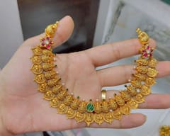 Dhanteras 2025 : धनत्रयोदशीपासून होईल भरभराट! फक्त 'या' गोष्टी खरेदी करा...