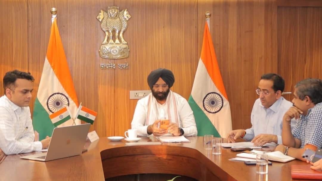 ‘You Left This Disease Behind’: Minister Sirsa Hits Out At Rahul Gandhi, AAP Over Delhi Pollution