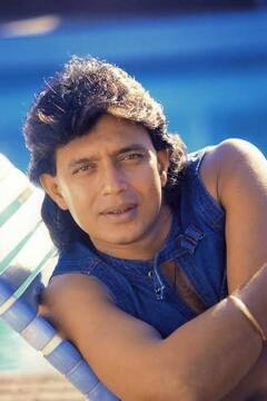 एक साल में इस एक्टर ने कर डाली थीं 4-5 नहीं बल्कि 19 फिल्में, 80 के दशक में किया बॉलीवुड पर राज