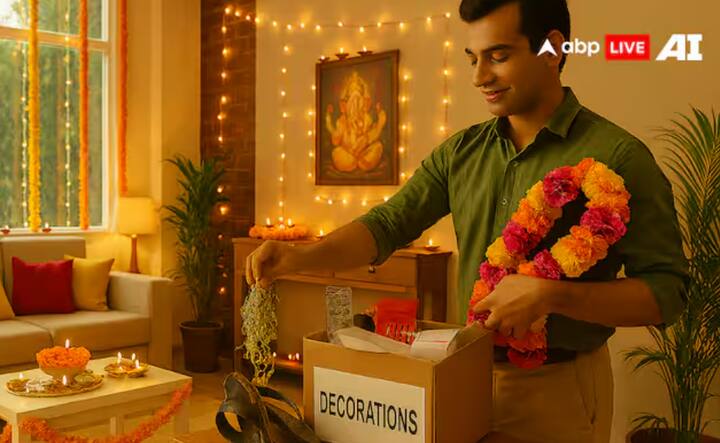 ਇਸ ਦੀਵਾਲੀ 'ਤੇ ਸਿਰਫ਼ ਆਪਣੇ ਘਰ ਨੂੰ ਹੀ ਨਾ ਸਜਾਓ, ਸਗੋਂ ਉਸ ਨਕਾਰਾਤਮਕ ਊਰਜਾ ਨੂੰ ਵੀ ਦੂਰ ਕਰੋ ਜੋ ਮੁਸੀਬਤ ਪੈਦਾ ਕਰ ਰਹੀ ਹੈ। ਇਹ ਇਸ ਲਈ ਹੈ ਕਿਉਂਕਿ ਕਈ ਵਾਰ, ਲਗਾਤਾਰ ਟਕਰਾਅ, ਰਿਸ਼ਤਿਆਂ ਵਿੱਚ ਤਣਾਅ, ਜਾਂ ਵਿੱਤੀ ਮੁਸ਼ਕਲਾਂ ਬਦਕਿਸਮਤੀ ਕਾਰਨ ਨਹੀਂ ਹੁੰਦੀਆਂ, ਸਗੋਂ ਤੁਹਾਡੇ ਘਰ ਵਿੱਚ ਮੌਜੂਦ ਚੀਜ਼ਾਂ ਕਾਰਨ ਹੁੰਦੀਆਂ ਹਨ।