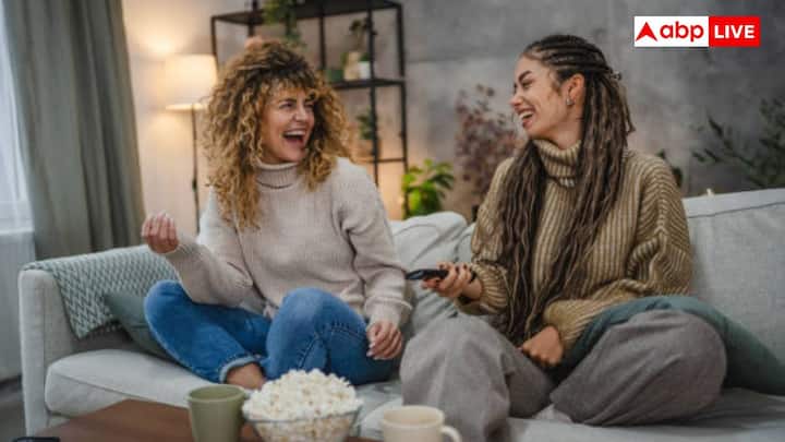 'दिन बन गया' का इस्तेमाल लोग खुशी को व्यक्त करने के लिए करते हैं वही रात बन गई का इस्तेमाल किसी की तारीफ के लिए किया जा सकता है. जैसे उसे हंसता हुआ देखा तो मेरी रात बन गई.