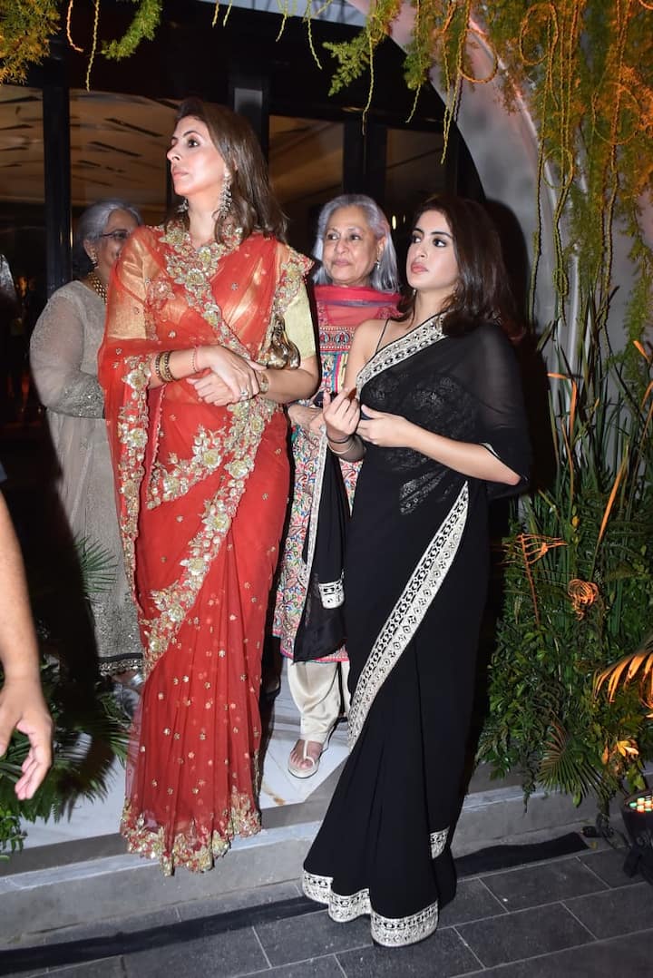 The entire Bollywood had gathered to celebrate 35 years of Vikram Phadnis. Where Jaya Bachchan had also reached.